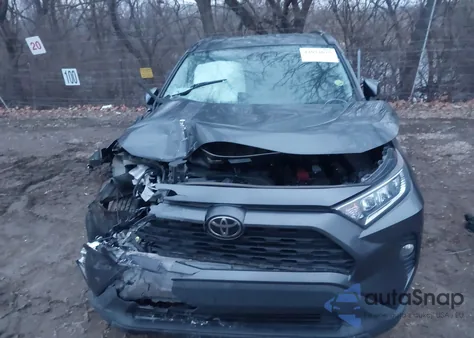 2021 Toyota Rav4 Xle из США, поврежденный, VIN 2T3P1RFV0MW214040